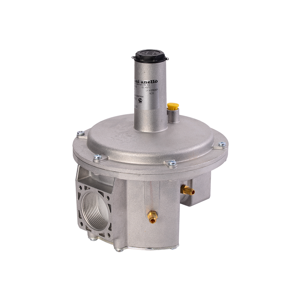 Pressure regulator for gas supply accessories